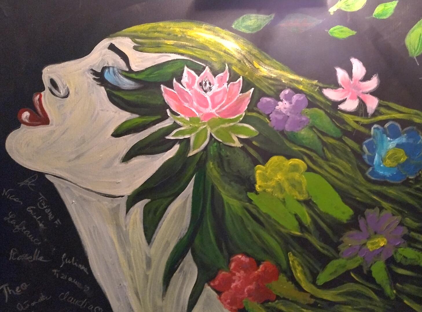 LA PITTRICE E POETESSA TIZIANA FIORI DIPINGE QUADRO A 4 MANI "DONNA CON FIORI NEI CAPELLI